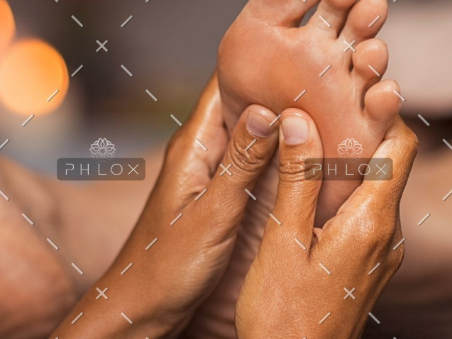 demo-attachment-765-spa-salon-therapy-treatment-PZFBLW-7